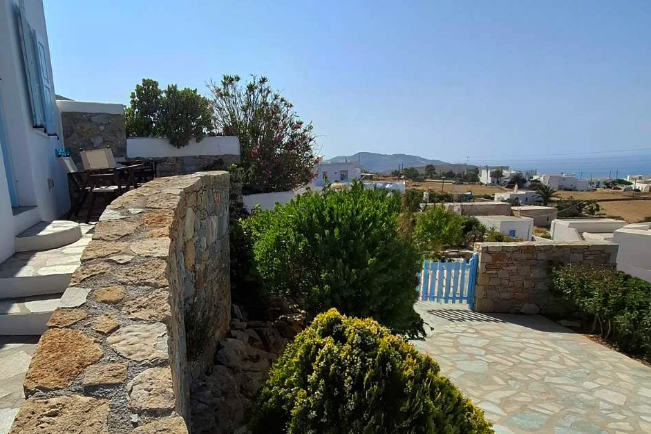 Δωμάτιο του ξενοδοχείου Solaris στη Φολέγανδρο, Κυκλάδες, Ελλάδα
